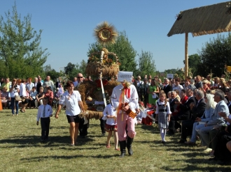 Powiatowe Święto Plonów w Siennicy Nadolnej - 8.09.2013 r.